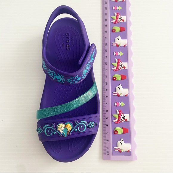 Crocs Girls Disney Frozen Sandals Shoes Purple Childrens Size 12 Elsa Anna Kids - Picture 16 of 16